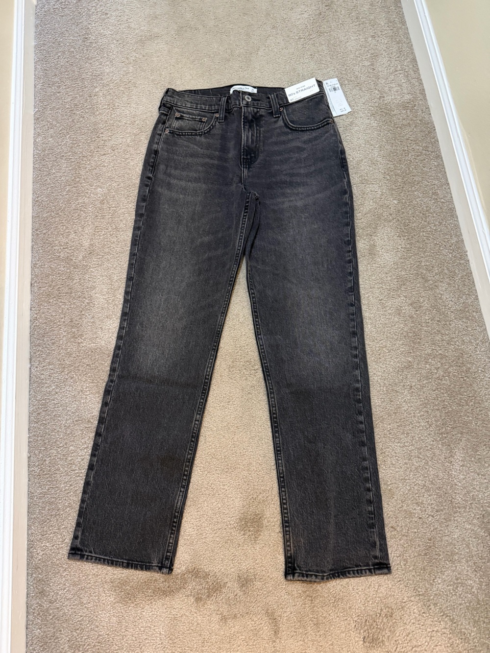 Abercrombie & Fitch Women's Mid Rise Straight Leg jeans- black